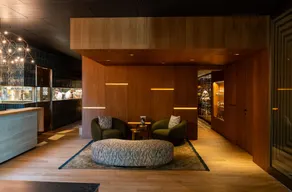 Palatial Suites - Image 3