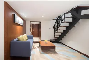 Pa Zhou Plaza Hotel - Image 5