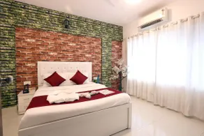 Entire 1 BHK Apartment - Easy accessible - Image 5