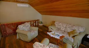 Milorava's Guest House & Wine Cellar - Image 2