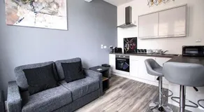Mandela House Apartments Near Edinburgh - Image 5