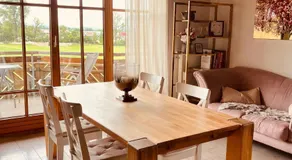 Gemütliche Wohnung mit Ofen und Naturblick - Image 5