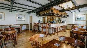 Sun Inn - Image 3