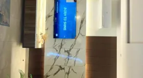Premium Studio Apartment Zameen Aurum Gulberg - Image 4