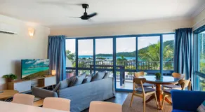 Coral Sea Vista Apartments - Image 2