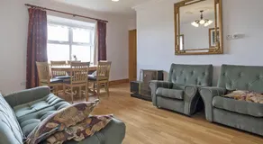 Matthews Traditional Holiday Cottage by Trident Holiday Homes - Image 2