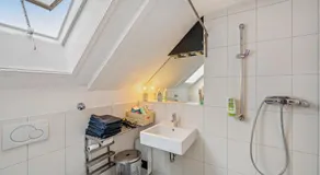 Large Apartment 60 M² With Garden - Image 2