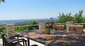 Holiday Home Traditionelle Villa mit Pool und Ausblick by Interhome - Image 4