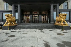 Sanyi Jianshe Hotel - Image 3
