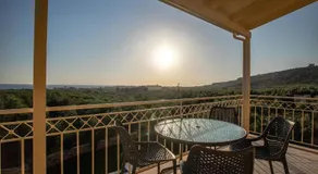 Nora's Villa - Image 5