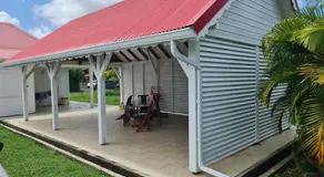 Maison accueillante à Anse-Bertrand avec jardin privé 70 m² - Image 3