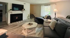 Breezeway Bay - Waterfront Full House - Image 2