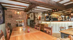 Penny Farthing Inn - Image 5
