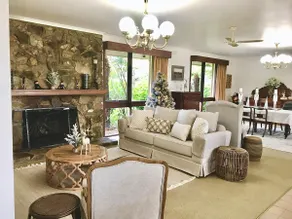 Luxe Homestay 4 BEDROOM Option at 6 O'Clock Shadows - Image 4