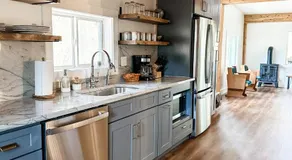 Lakeside Cabin - Serene Retreat with Lake Monroe Views and Wraparound Deck in Brown County - Image 3