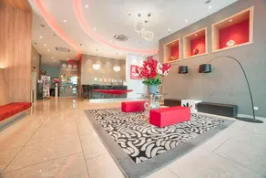 MEI HOTEL - Image 2