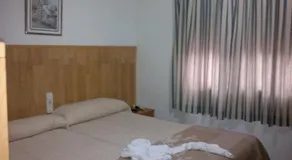 Hostal Mays - Image 2