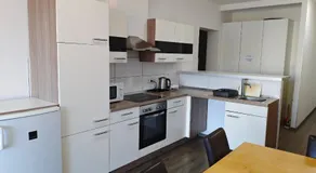 Spacious Worker Apartments with Rooftop Terrace - Up to 21 Guests - Image 2