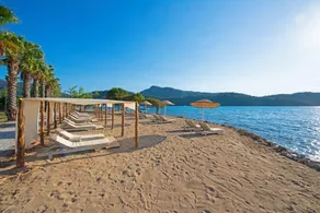 Chillos Beach - Image 5