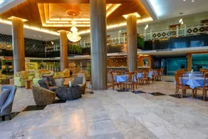 Siamgrand Hotel - Image 2