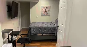 Private Rooms in a House - Image 3