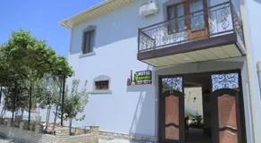 Yasmin - Image 5