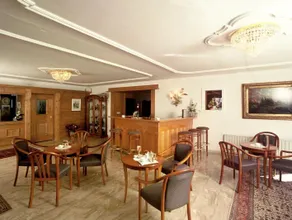 Hotel Helga - Image 2