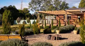 Musk Vale Villa - dog friendly, 5 mins to town - Image 4