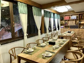 Quyuan Yaju Hotel Tiantai Mountain - Image 5