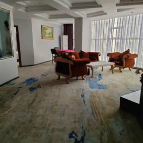 Leading Business Hotel - Image 4