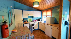 Glen Bay - 2 Bed Lodge on Friendly Farm Stay with Private Hot Tub - Image 3
