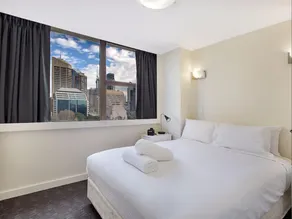 Park View Apartment - Image 2