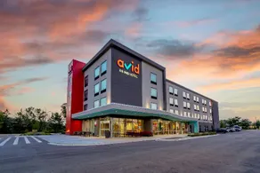 Avid Hotel Milwaukee West - Waukesha - Image 3