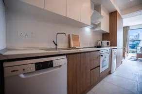 Beautiful Apartment in charming area - Image 5