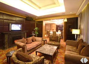 Haiyatt Hotel Shanghai - Image 2