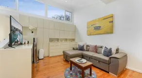 Waitara cozy 2BR walking distance to train station - Image 4