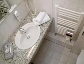 Hotel Domstern - Image 2