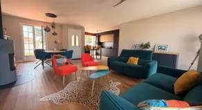 Villa with large terrace and garden in Angoulins - Image 3