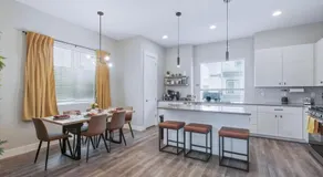 3BR w King Bed, Sauna, Parking-6 Min to Olde Town - Image 3