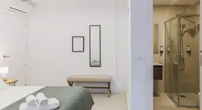 Royar Apartamentos - Image 3