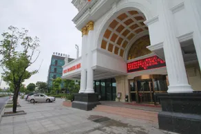 Vienna International Hotel Shanghai Pujiang - Image 5