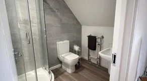The Acorn Hideaway - Image 2