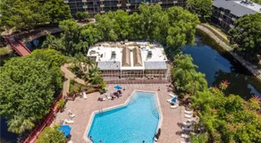 Park Shore Resort,Great views-Top Floor BLDGJ 454 - Image 3