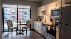 Sleepover Iconic Des Moines Apartments - Image 3