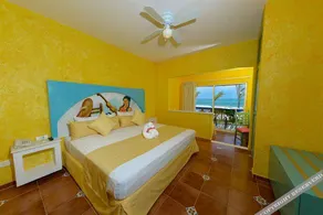 Hotel Pavo Real Tulum - Image 2