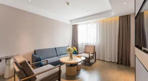 Atour Hotel Tongxiang Wuzhen - Image 5