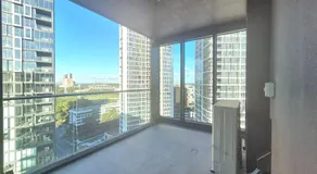 Stadium View Oasis 2BR with Free Parking - Image 3