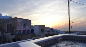 Cycladic House in Finikia Oia - Image 4