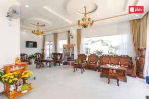 Tyche Hotel - Image 2