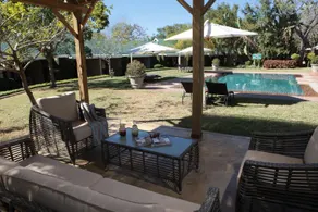 Perry's Bridge Hollow Boutique Hotel - Image 4